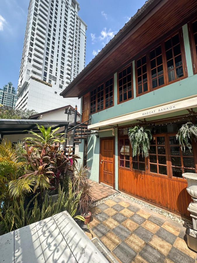 Hotel T-House Bkk 2Floors Near Bts With Swimming Pool And Free Wifi Bangkok Exterior foto