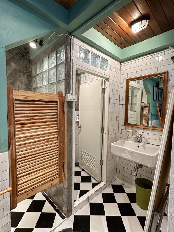Hotel T-House Bkk 2Floors Near Bts With Swimming Pool And Free Wifi Bangkok Exterior foto