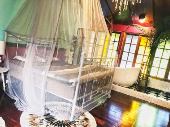 Hotel T-House Bkk 2Floors Near Bts With Swimming Pool And Free Wifi Bangkok Exterior foto