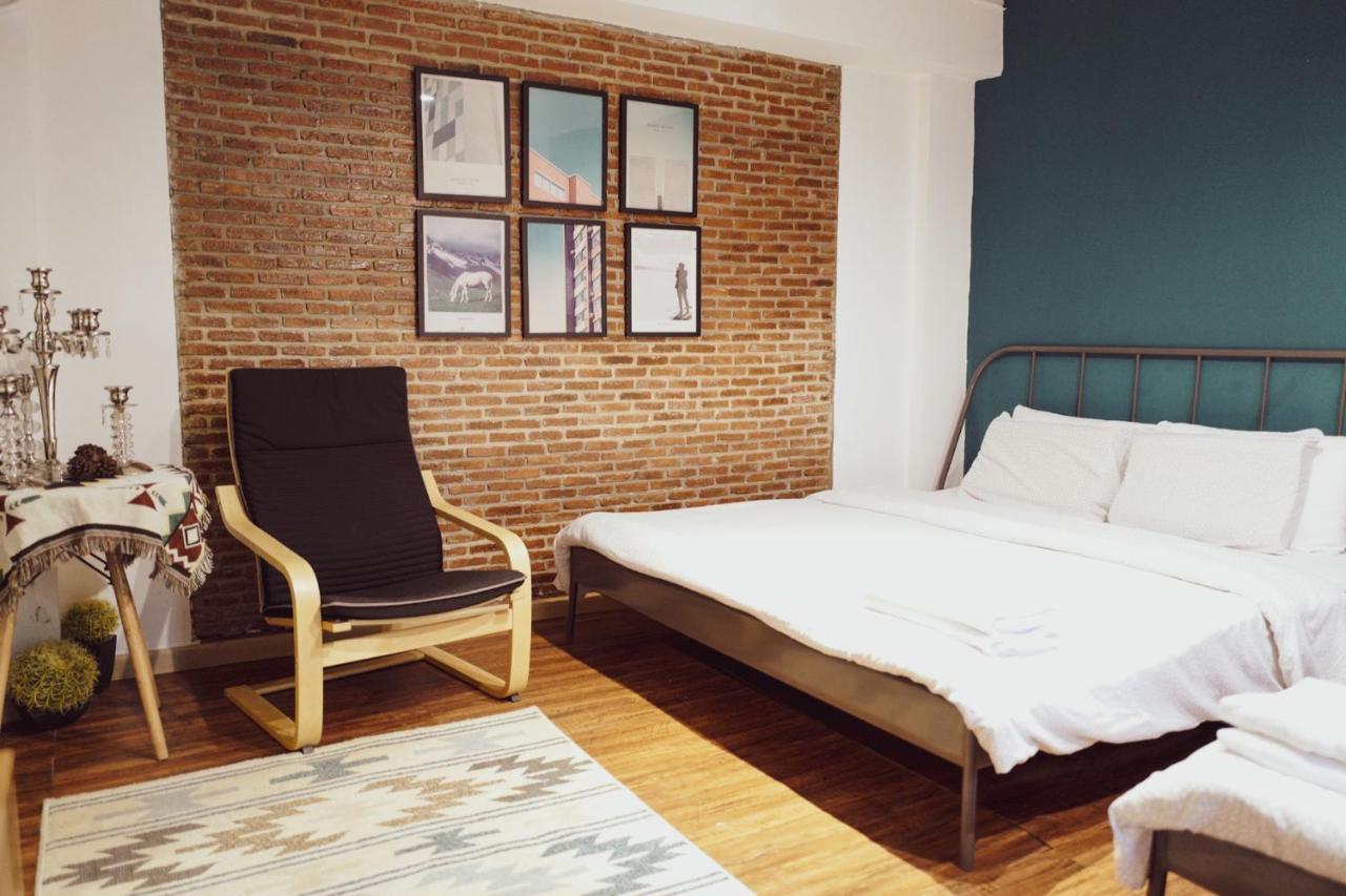 Hotel T-House Bkk 2Floors Near Bts With Swimming Pool And Free Wifi Bangkok Exterior foto