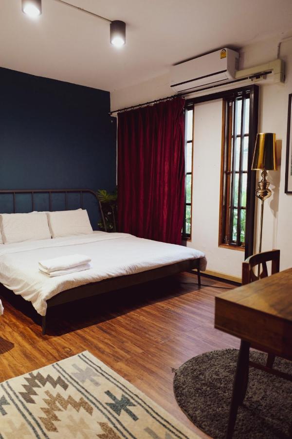 Hotel T-House Bkk 2Floors Near Bts With Swimming Pool And Free Wifi Bangkok Exterior foto