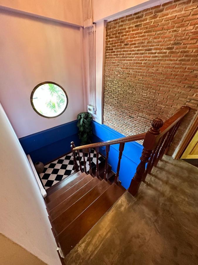Hotel T-House Bkk 2Floors Near Bts With Swimming Pool And Free Wifi Bangkok Exterior foto